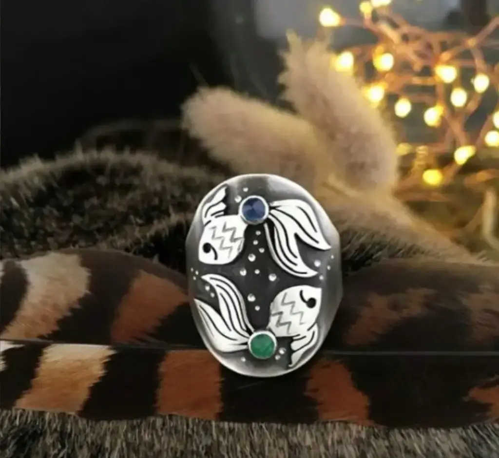 Unazë zodiaku vintage e shenjës së Peshqve